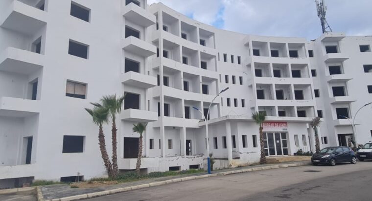 hôtel semi fini a vendre a cabo nergo