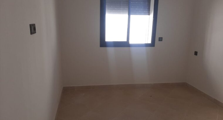 Appartement de moyen standing a vendre