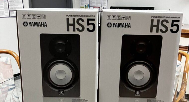 Yamaha HS5 speaker