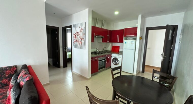 Appartement bien équipé vue sur piscine à louer