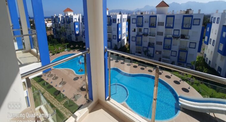 Appartement bien équipé vue sur piscine à louer